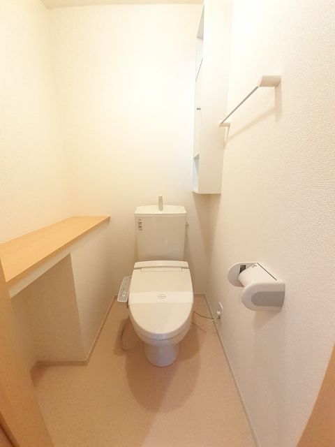 高松琴平電鉄長尾線 元山駅 徒歩5分 2階建 築13年のトイレ写真