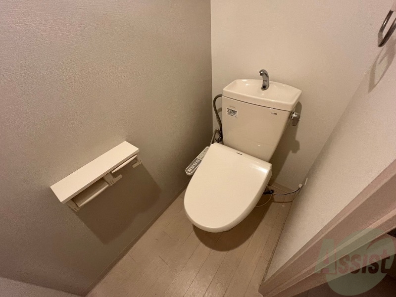 トイレ　トイレです。ウォシュレット付を探している方、おすすめです！