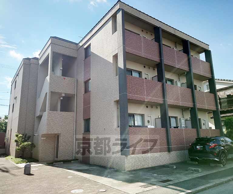 地下鉄東西線 太秦天神川駅 徒歩7分 築17年