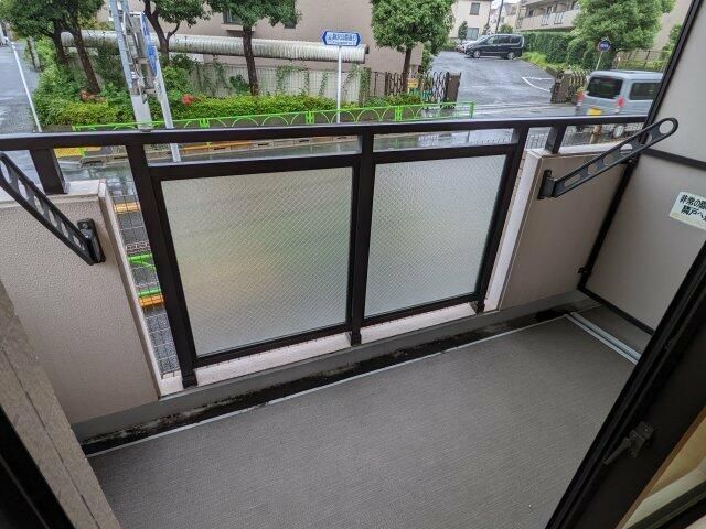 東急田園都市線 駒沢大学駅 徒歩10分 3階建 築30年の内装写真