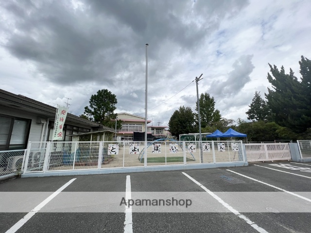 幼稚園・保育園　豊保育園（幼稚園・保育園）まで675m