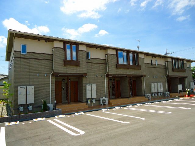 兵庫県丹波篠山市乾新町（アパート）の賃貸物件の外観