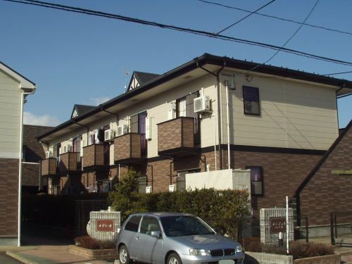関市池田町のアパートの建物外観