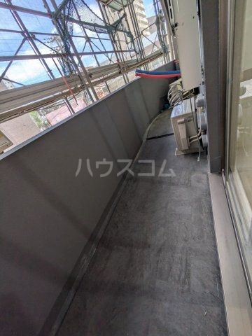 【吹田市江坂町のマンションのバルコニー】