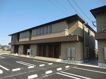 【シャルムIの建物外観】