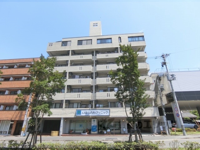 京都市左京区一乗寺地蔵本町のマンションの建物外観