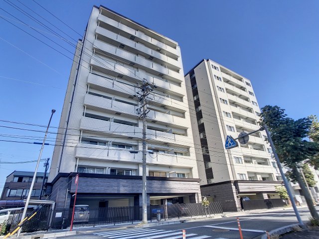 【ペリエ ジュエの建物外観】