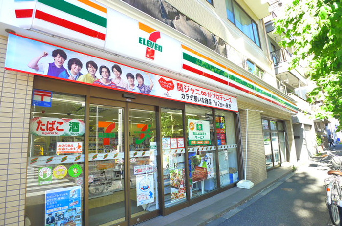 コンビニ　セブンイレブン　文京関口１丁目店（コンビニ）まで166m