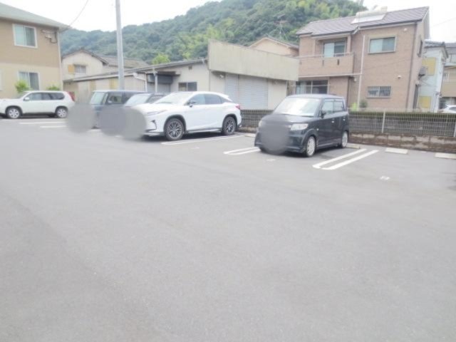 【Ｈａｒａｒａｎ Ｃａｓｔｌｅの駐車場】