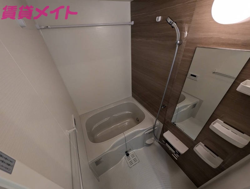 バス・シャワールーム　同型タイプの画像