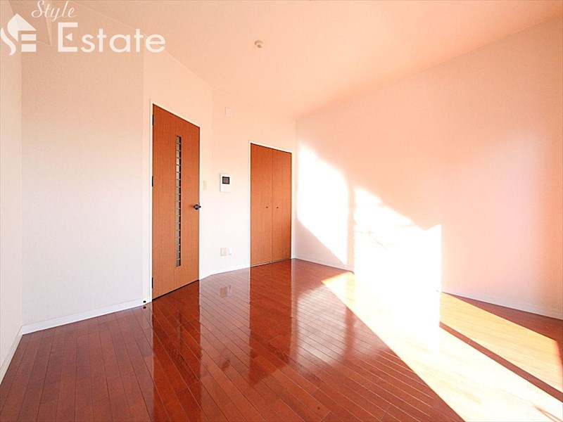 居室・リビング　内装