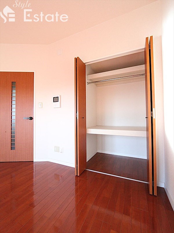 収納　クローゼット