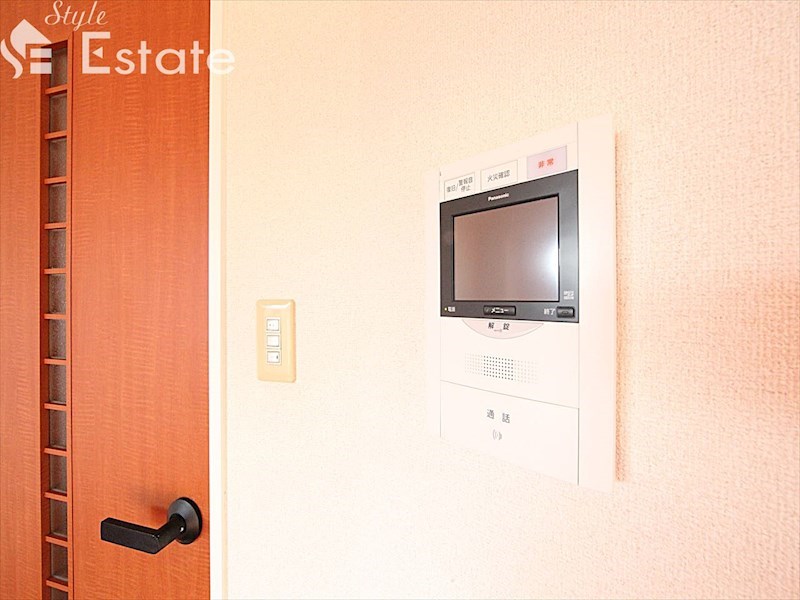 セキュリティ　モニター付きインターホン