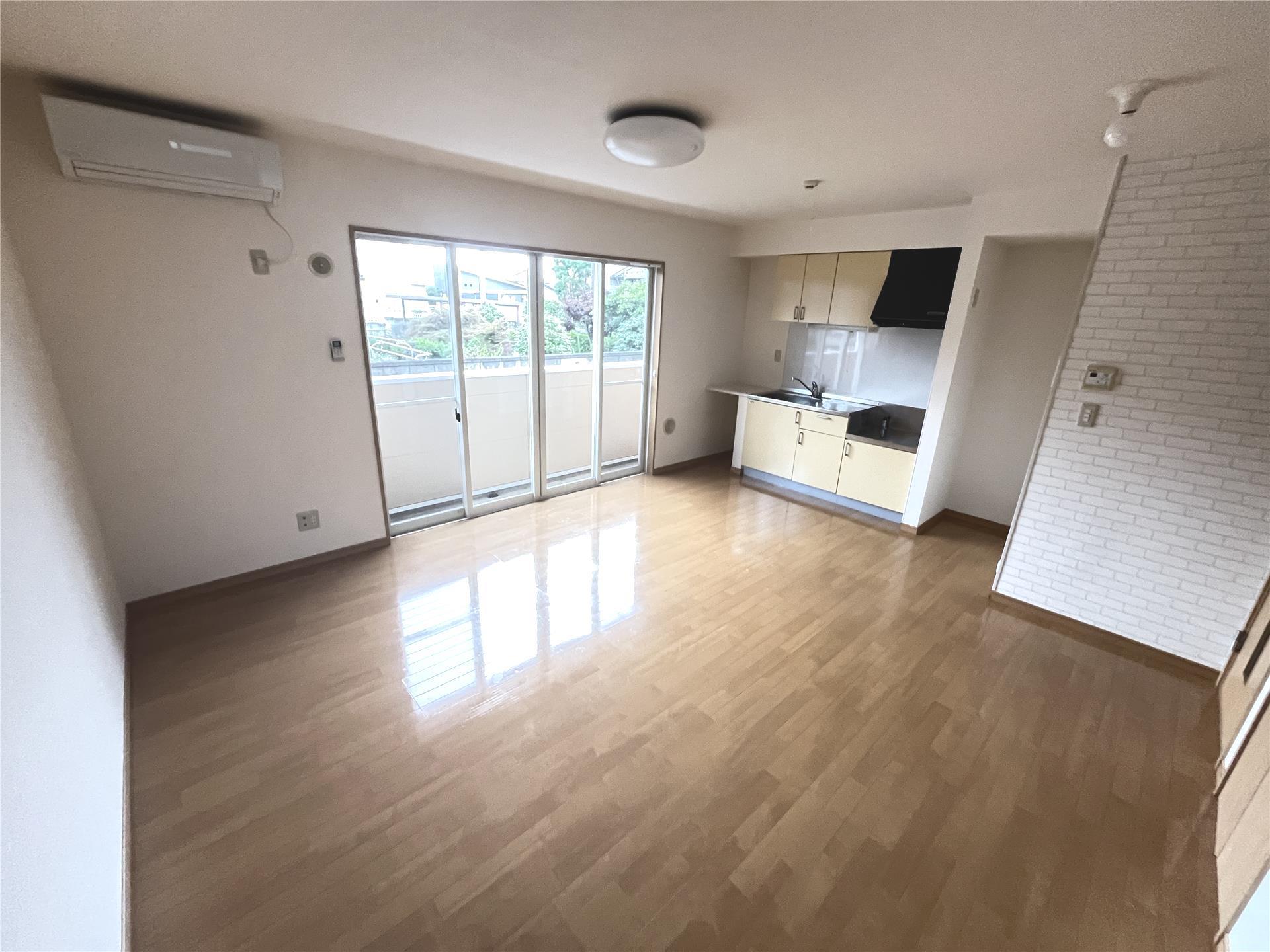 居室・リビング　※別部屋の写真の為、現状優先。