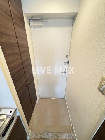 玄関　※別号室参考写真