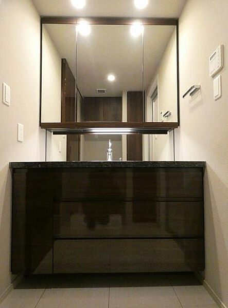 洗面設備　別部屋参考写真