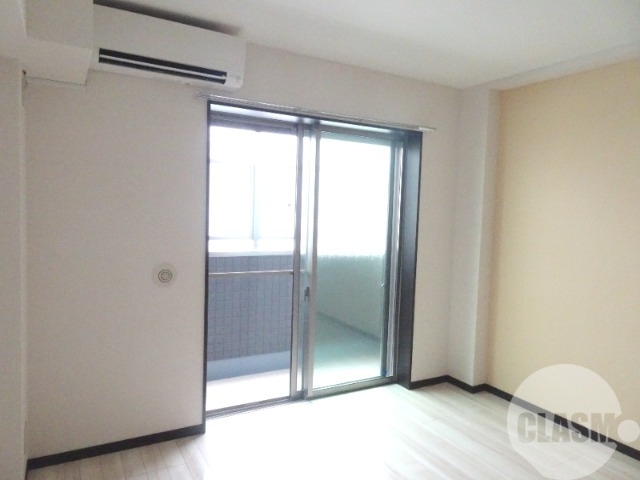 居室・リビング　明るいお部屋です♪