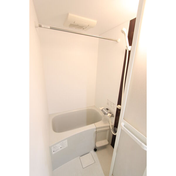 バス・シャワールーム　同シリーズタイプの室内写真となります