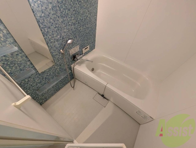 バス・シャワールーム　お風呂になります。一日の疲れを癒してくださいね。