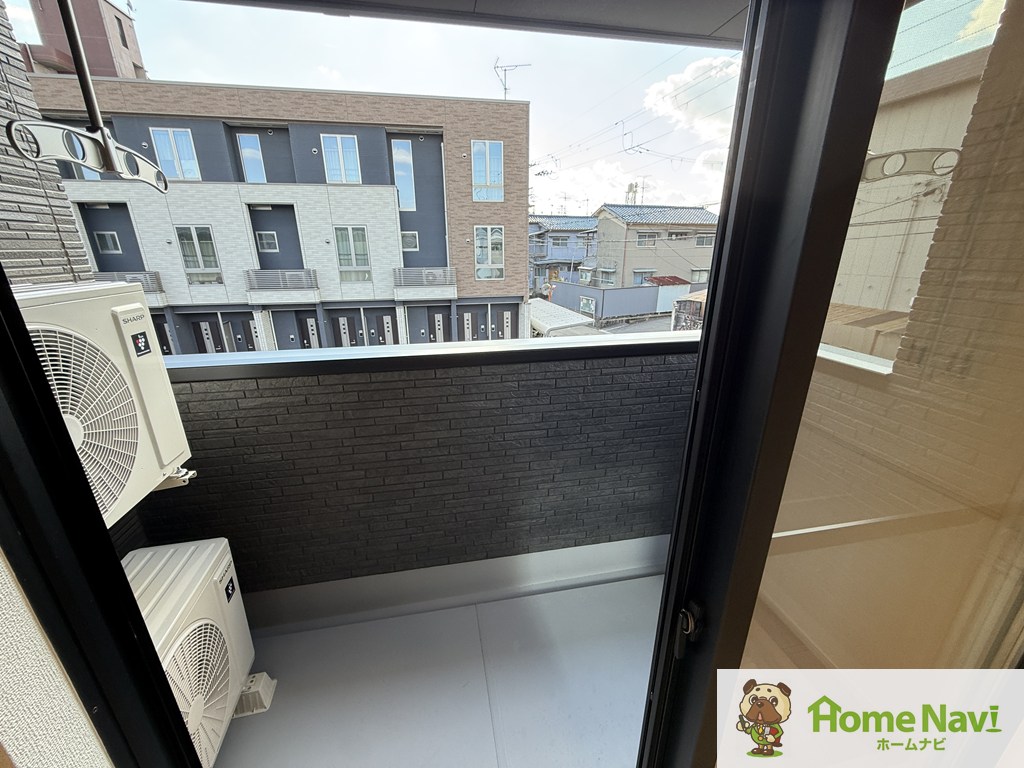 バルコニー　西向きです。