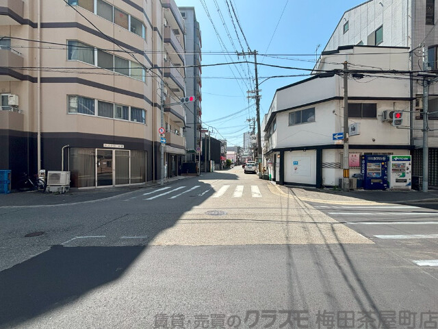 その他　周辺道路（その他）まで10m