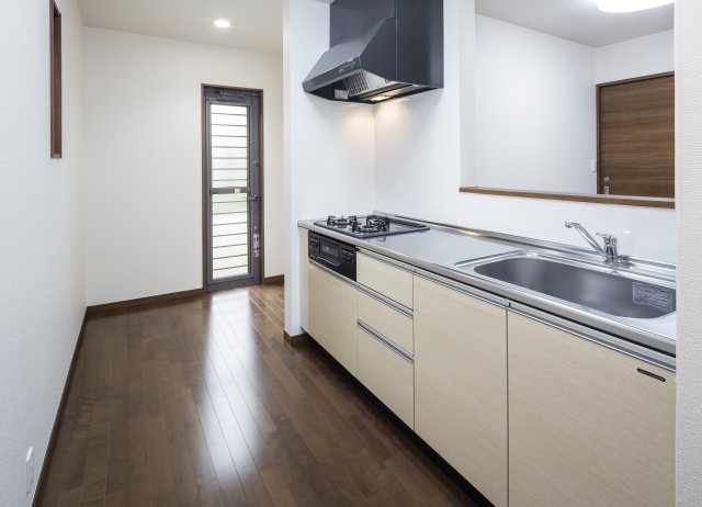 キッチン　写真はイメージです 色仕様は現状優先となります。