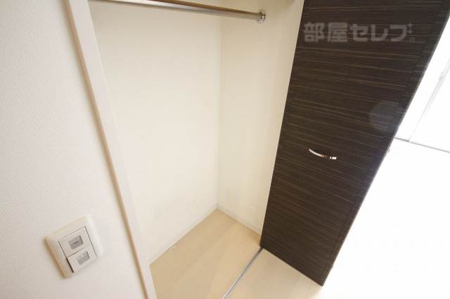 収納　写真は２０４号室です