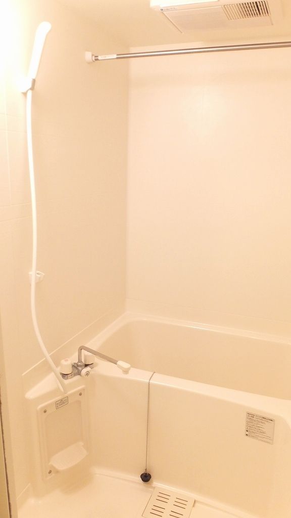 バス・シャワールーム　バス