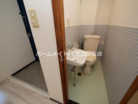 トイレ　トイレ