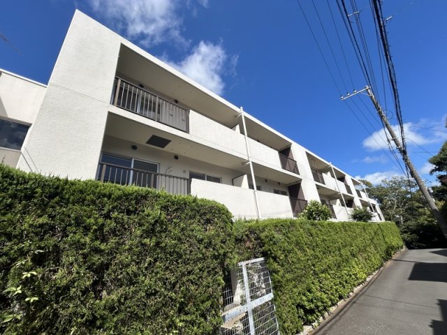 建物外観　2025年1月に全戸リノベーション！！