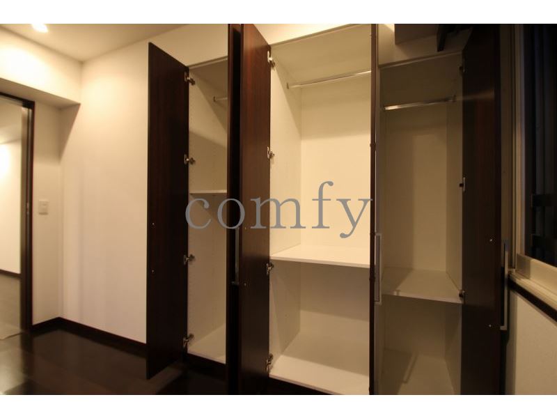 収納　クローゼット