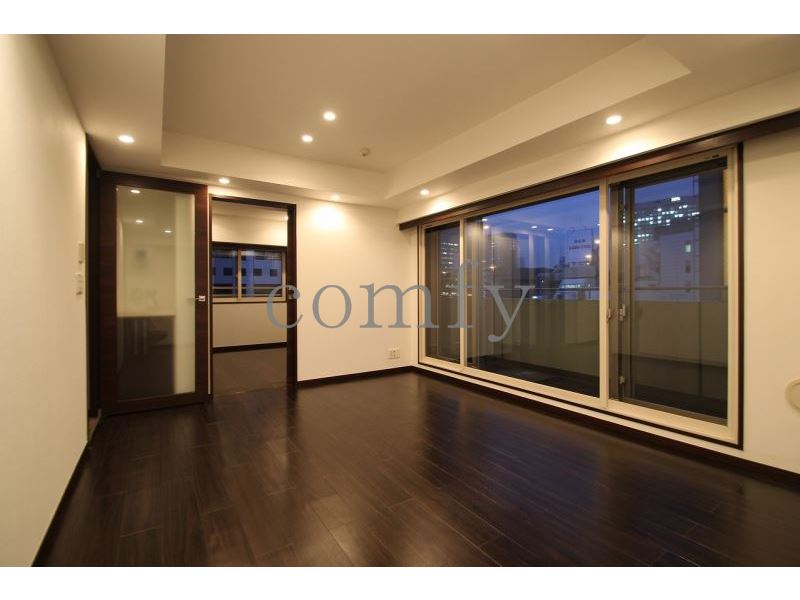 居室・リビング　開放感のあるリビングダイニング