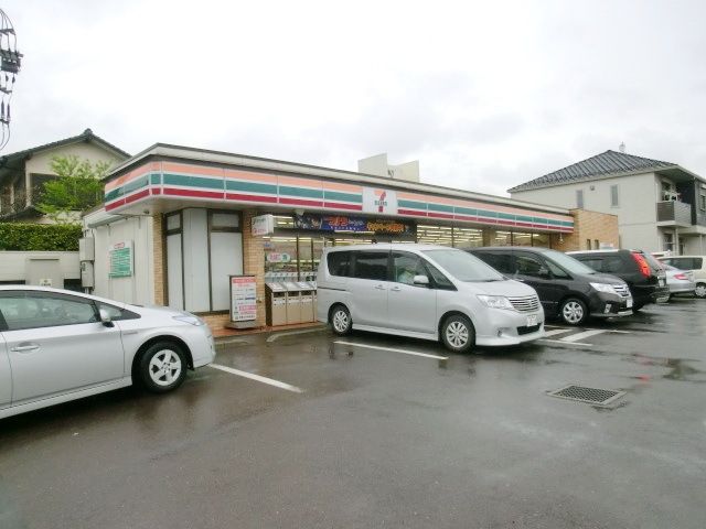 コンビニ　セブンイレブン（コンビニ）まで350m