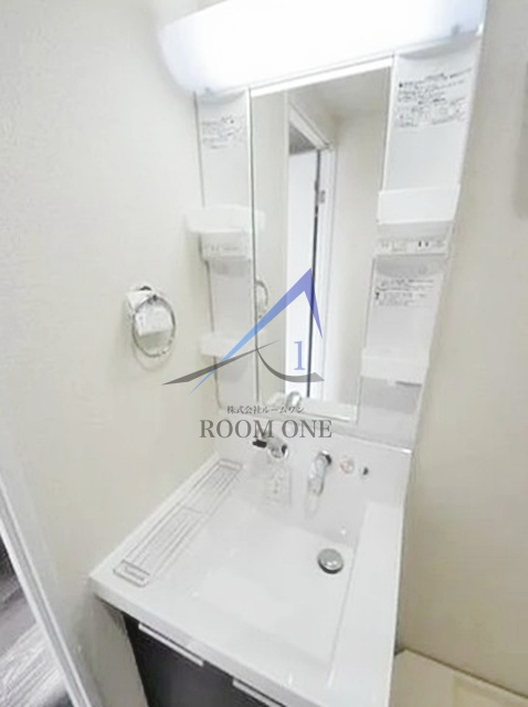 洗面設備　洗面台です。