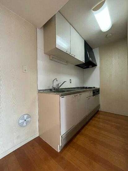 キッチン　※別部屋参考写真