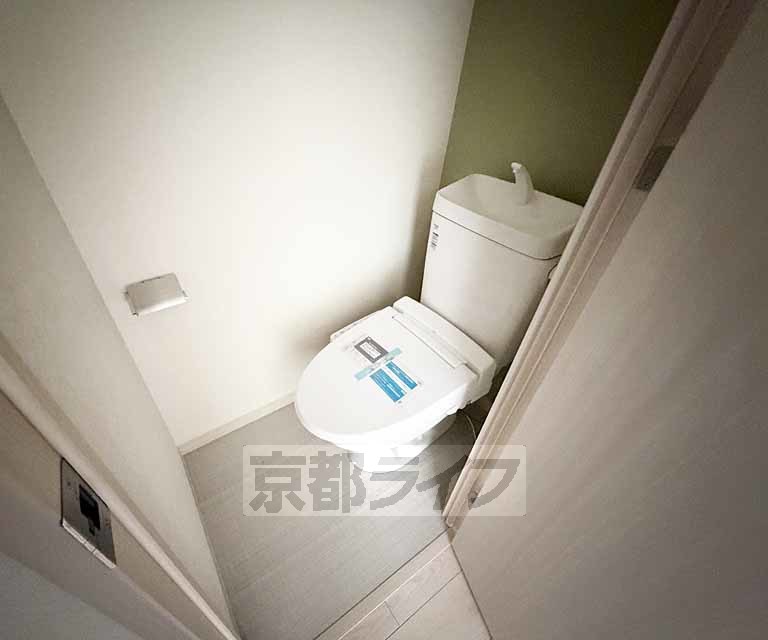 建物外観　・建築中