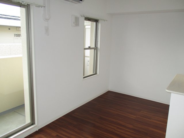 居室・リビング　類似画像　現状優先