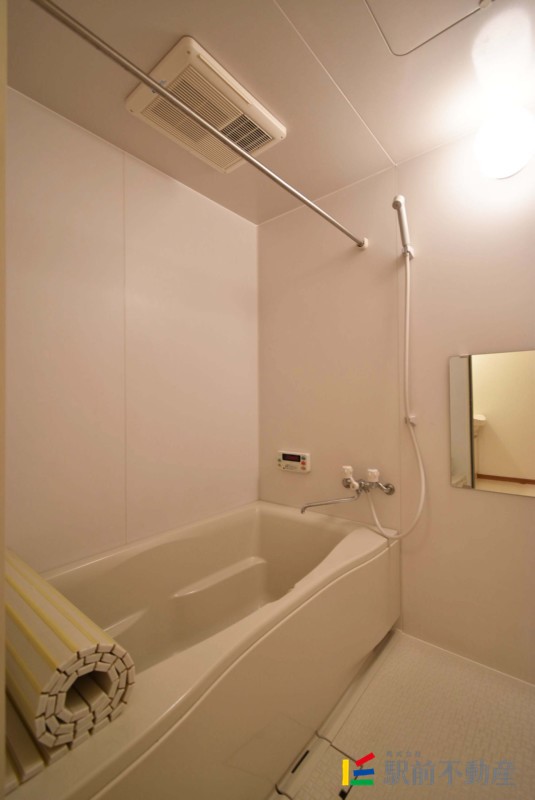 バス・シャワールーム　写真は別部屋