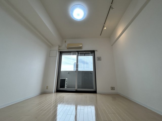 居室・リビング　アーバンフラッツ上町　洋室