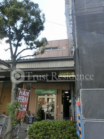 建物外観　モニタ付きオートロック