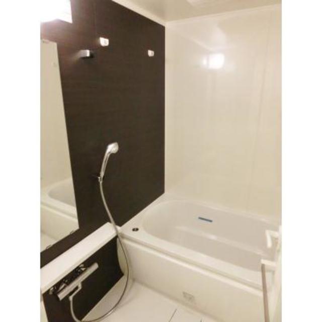 バス・シャワールーム　※写真は同タイプ住戸です。