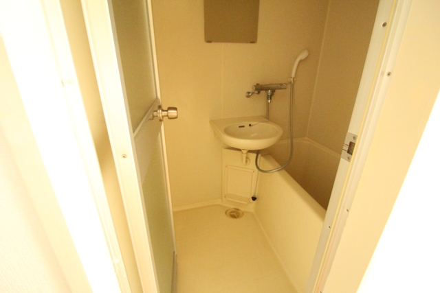 バス・シャワールーム　同タイプ別室参考写真※現状優先