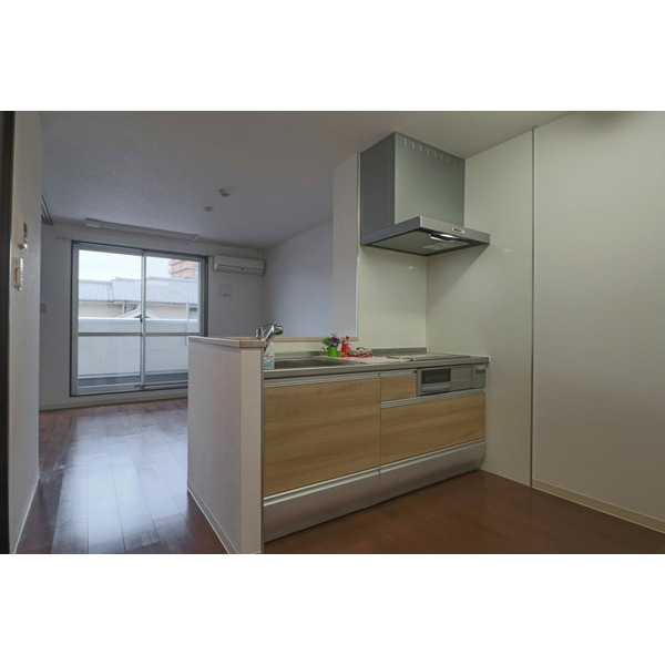 キッチン　同じ建物の別のお部屋