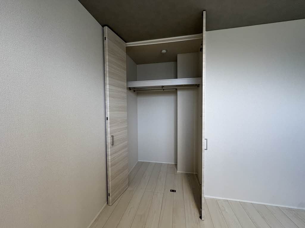 その他部屋・スペース　完成前現場写真です。完成までもう少しお待ちください。