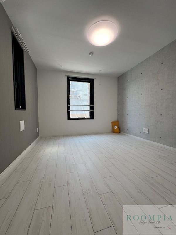 居室・リビング　エントランス