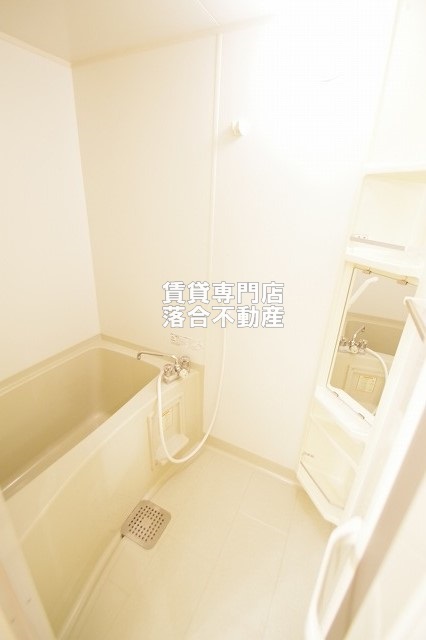 バス・シャワールーム　落ち着いた空間のお風呂