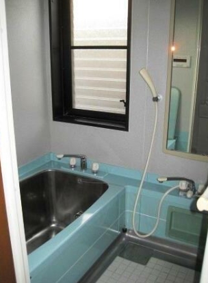 バス・シャワールーム　追焚機能付きバス☆