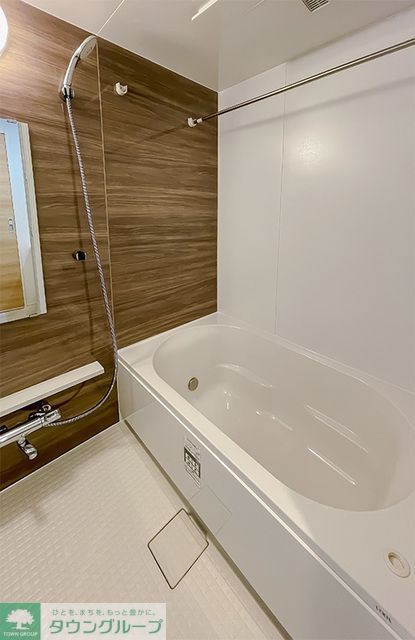 バス・シャワールーム　※写真は同タイプ住戸です。