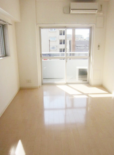 居室・リビング　【女性のお一人暮らしでも安心のセキュリティ♪】おすすめ！