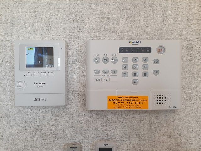 セキュリティ　モニタ付インターホンです。
